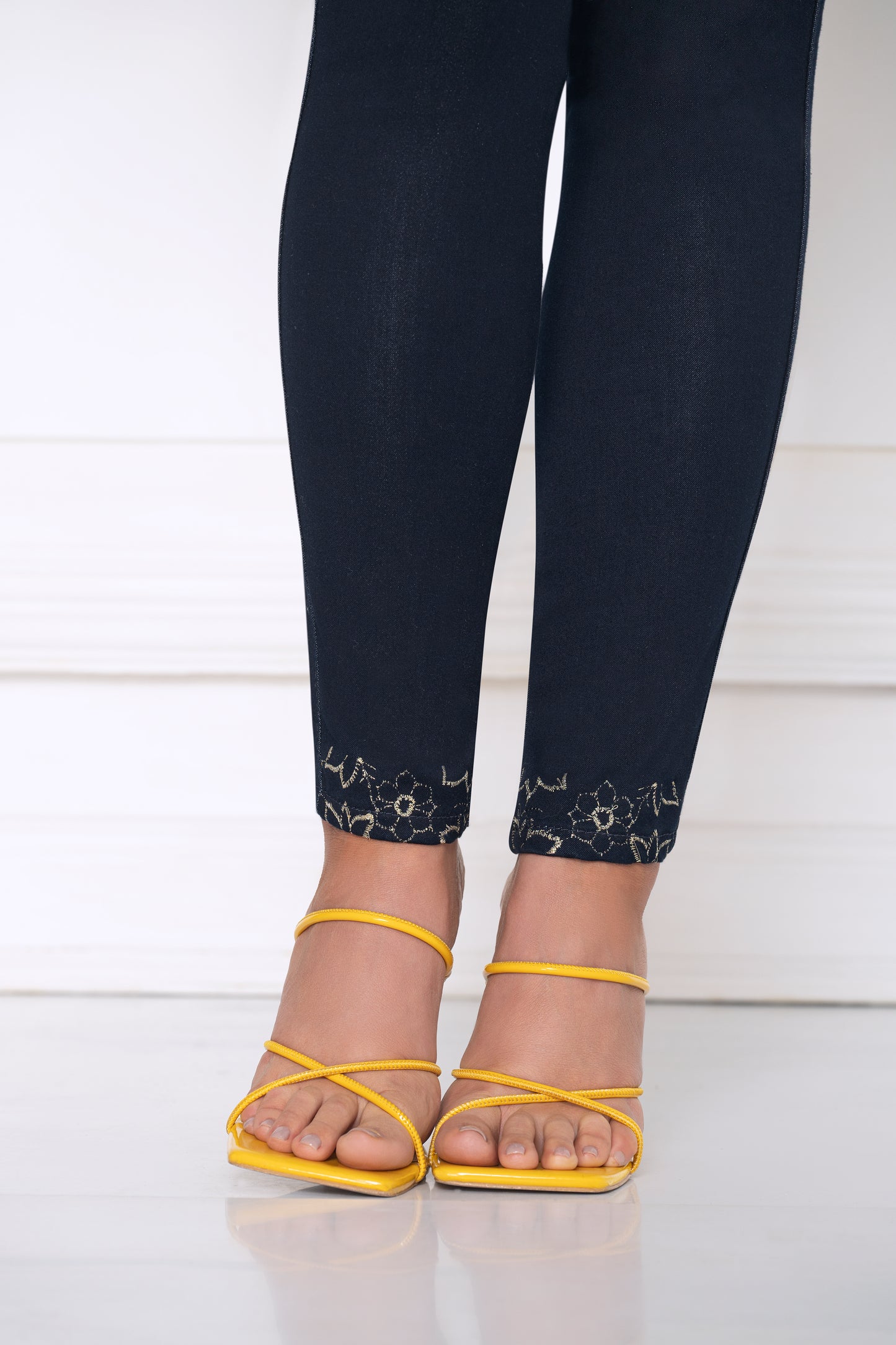 Jean Push Up Piel Durazno Bota Tubo Ref 2140