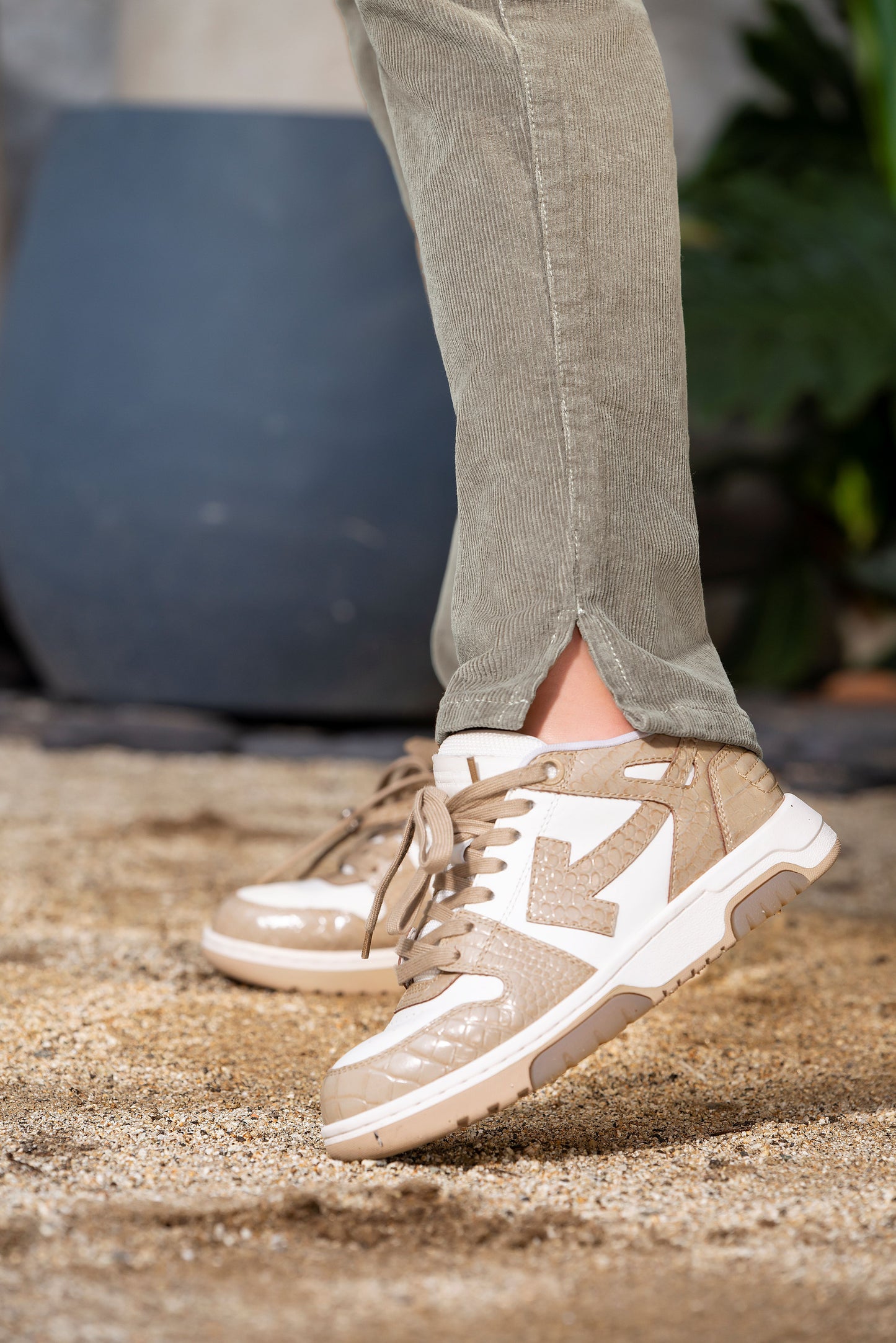 Pantalon Pana Tiro Alto - Bota Recta - Verde Oliva Ref 1492