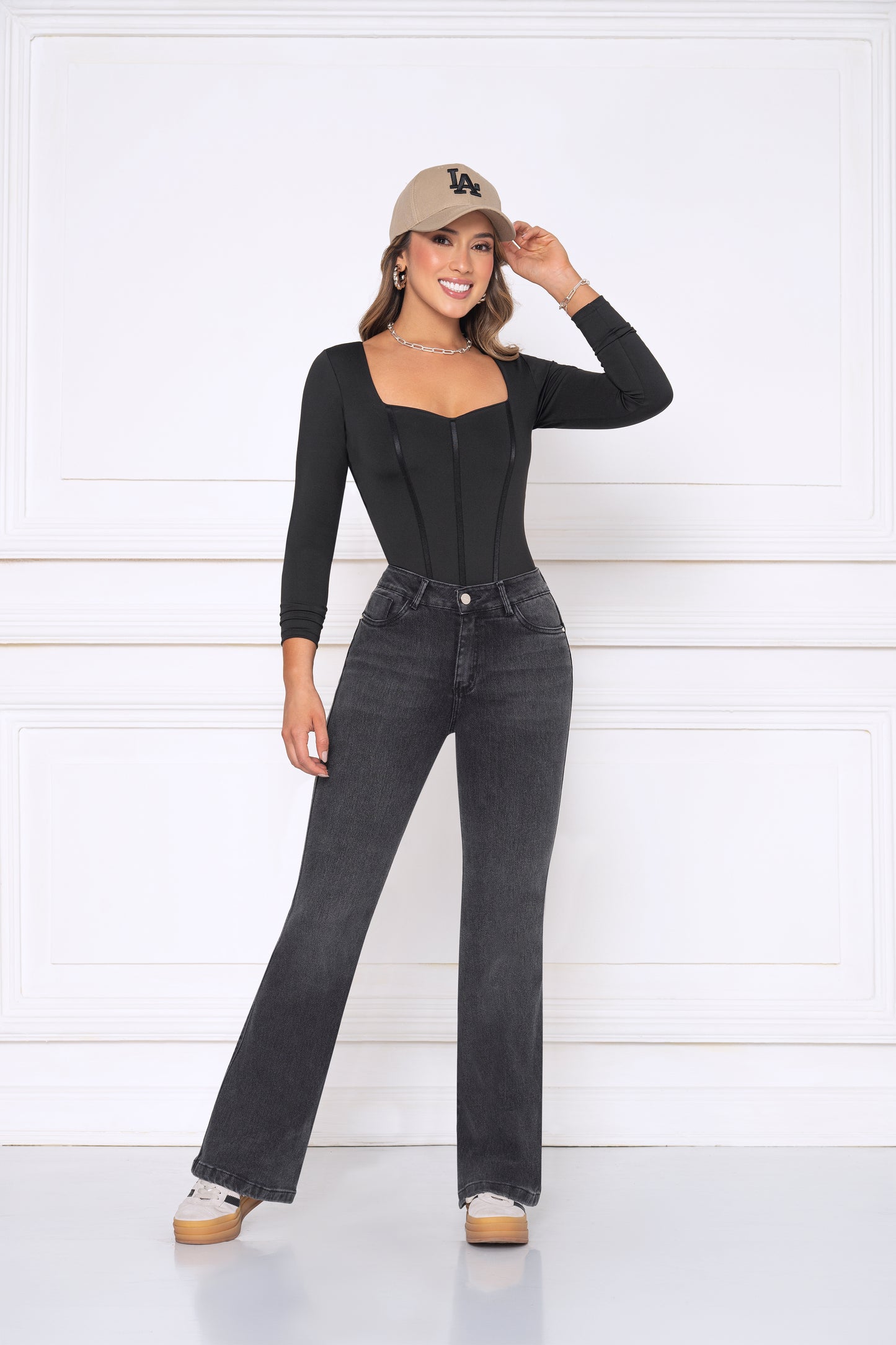 Jean Indigo Licrado Con Textura Flare Gris Ref 2163