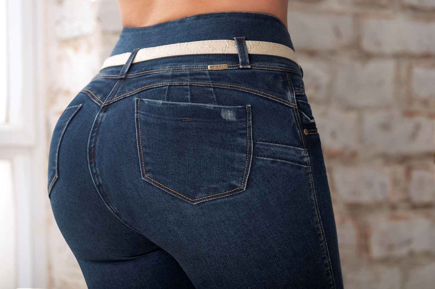 Jean Push Up Indigo Licrado Bota Tubo Ref 2083